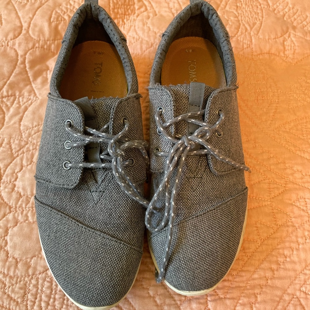 Women’s Toms Shoes